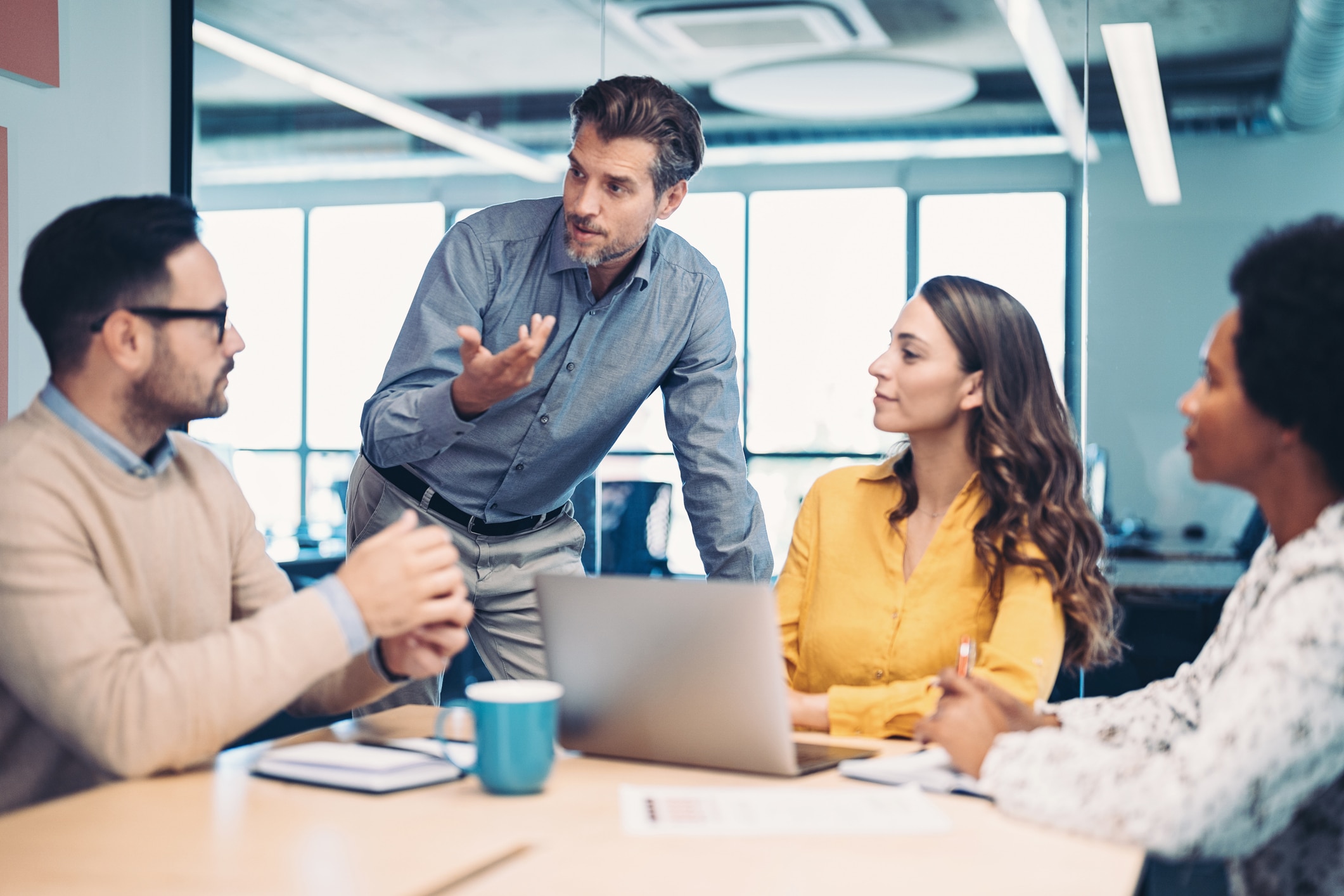 Best Office Setups for Marketing Agencies: A Comprehensive Guide